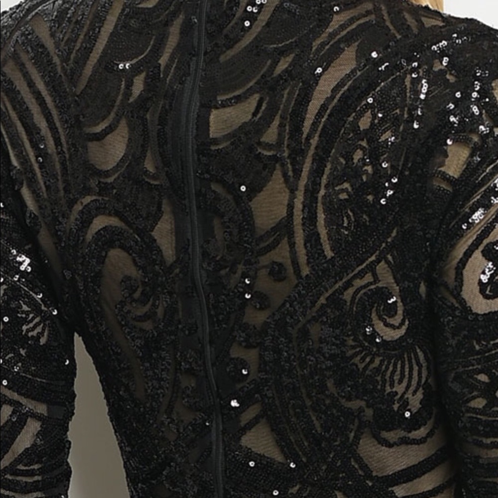 BLACK MOCK NECK LINED SEQUINS DRESS - Picture 5 of 7